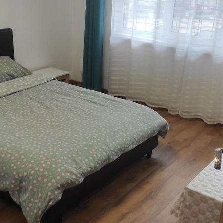 Apartament トゥルダ エクステリア 写真